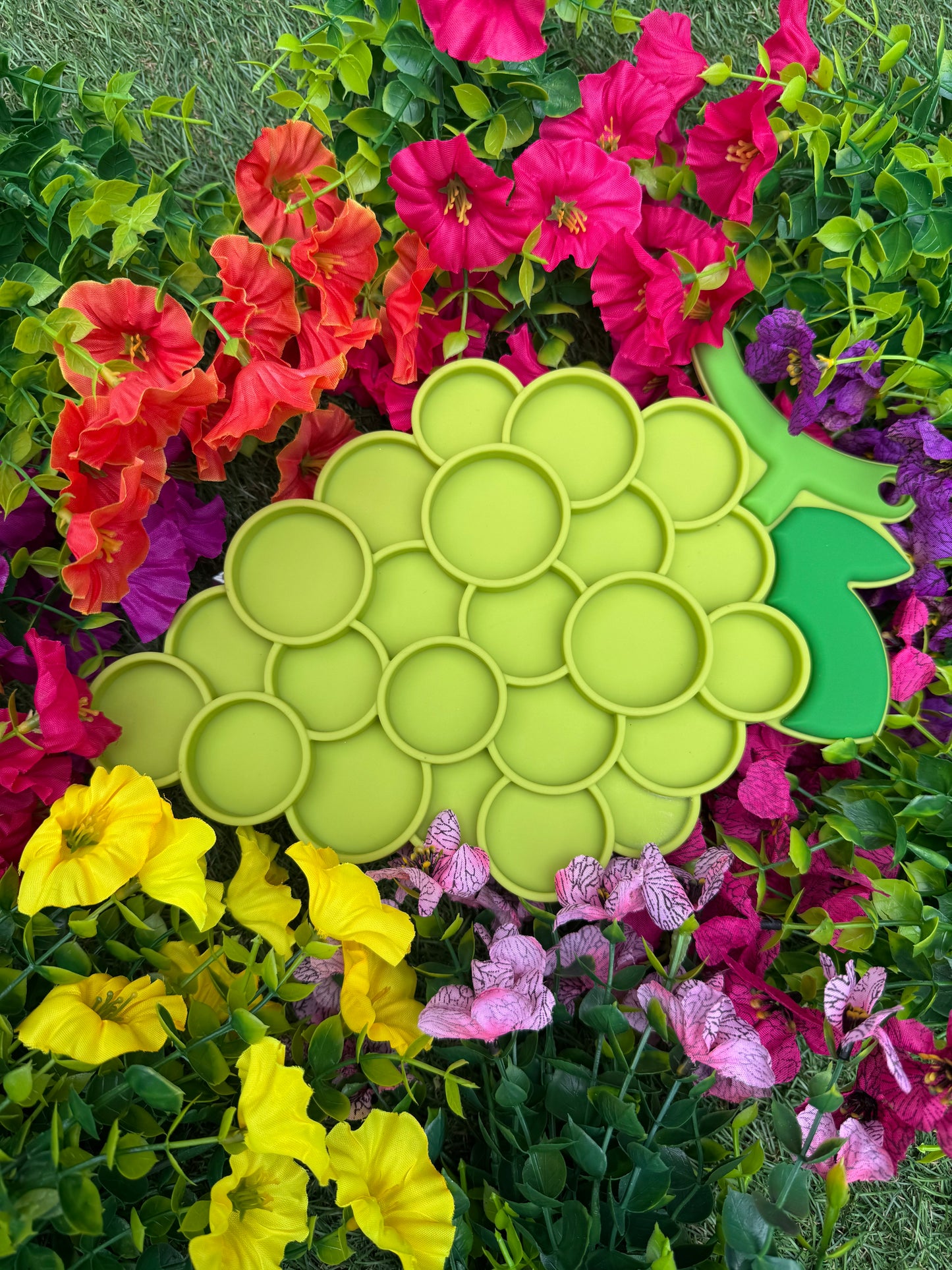 Grape Vine Lick Mat (Free Postage)