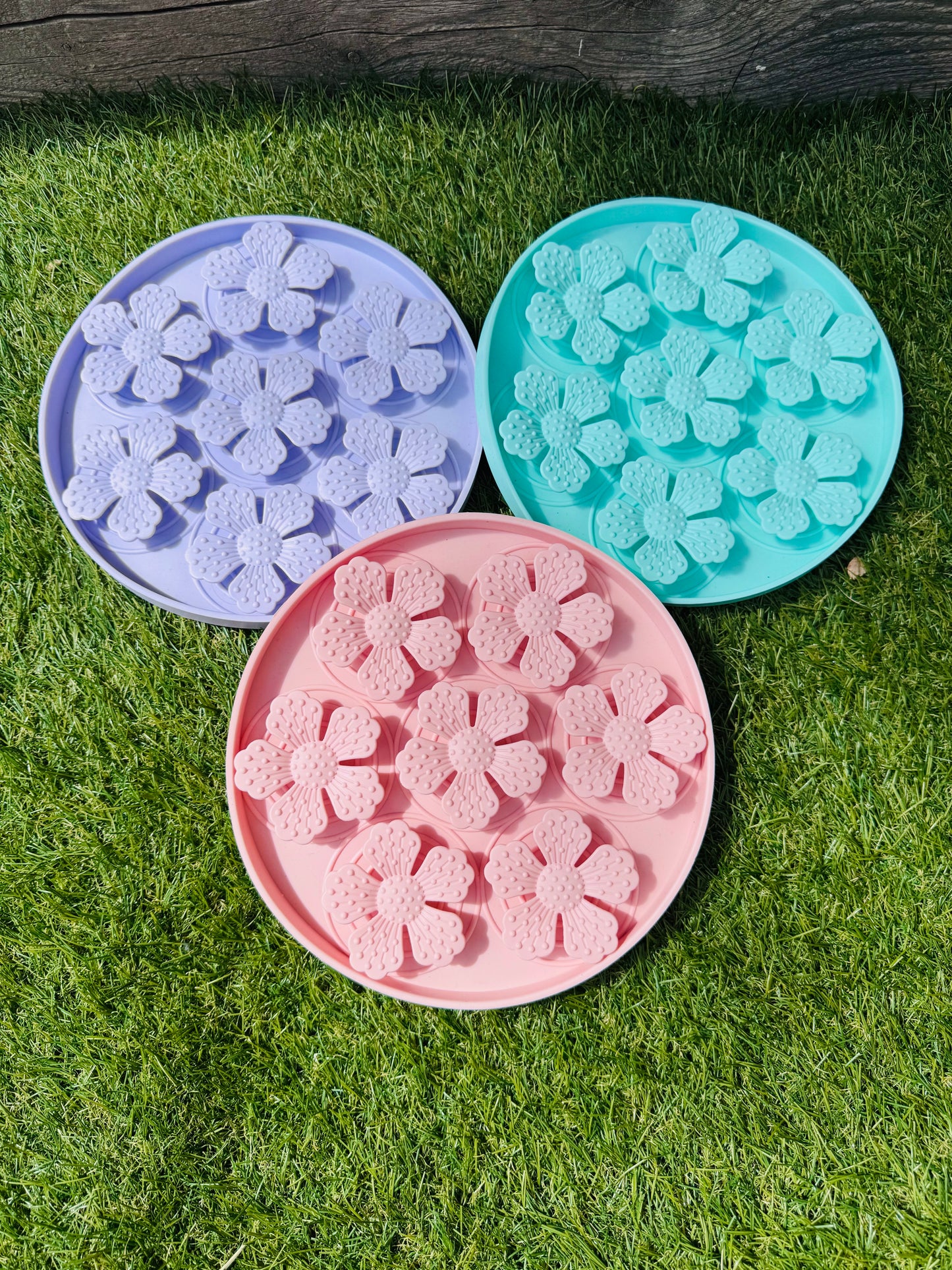 Dandy Daisy Lick Mat (Free Postage)