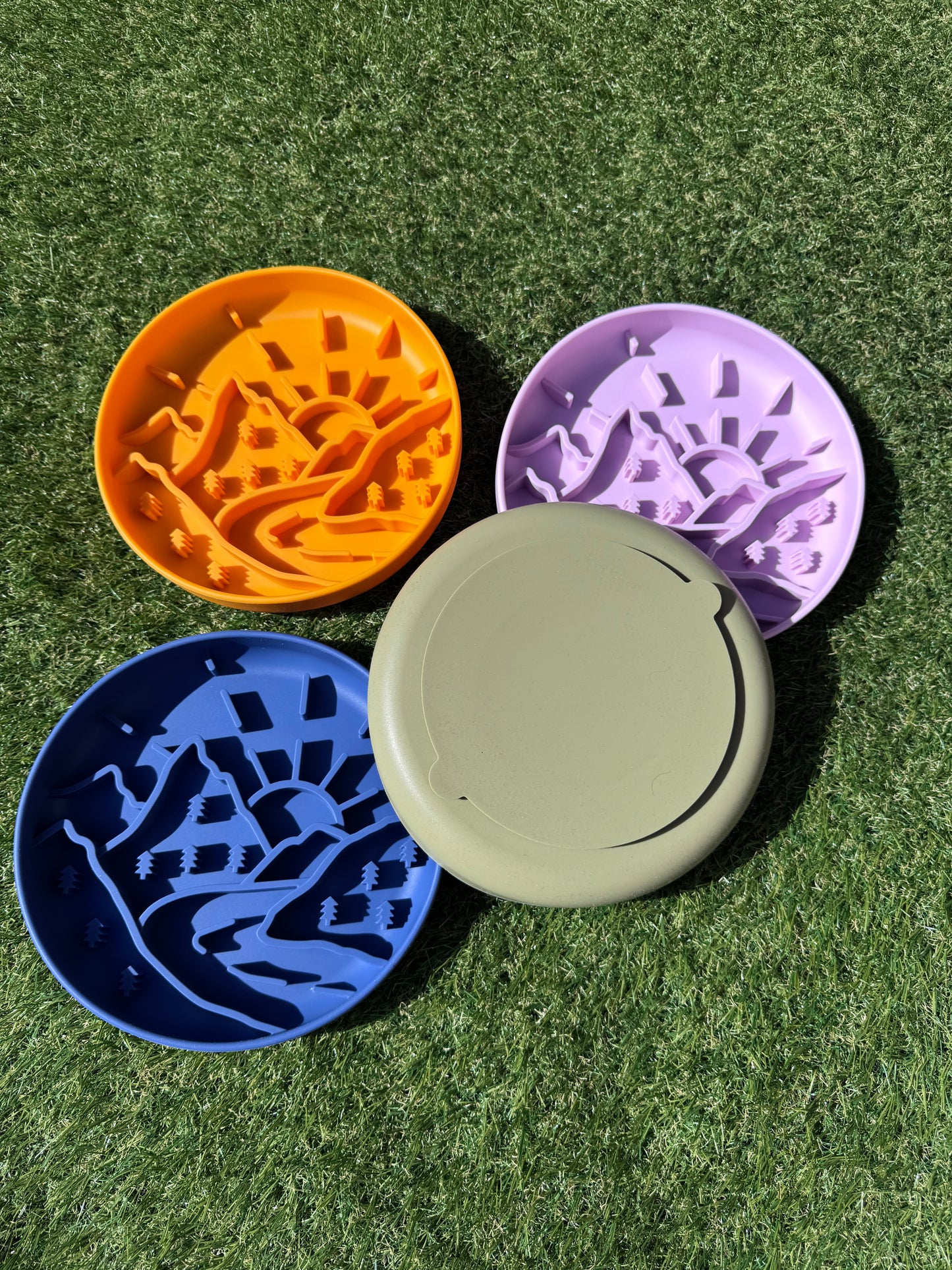Mountain Range Enrichment Bowl (Free Postage)