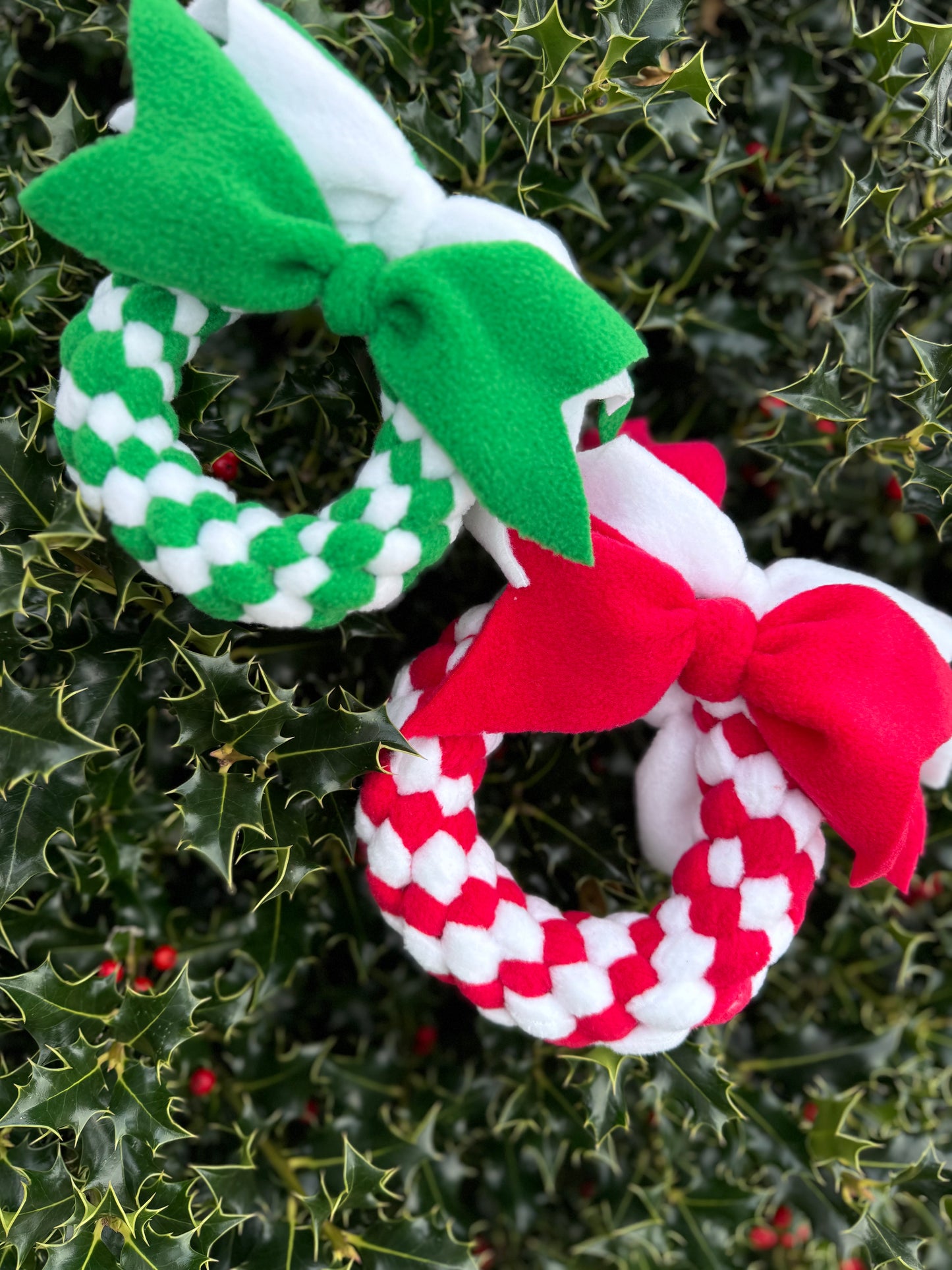 Festive Wreath Dog Tug 3 Sizes Available (Free Postage)