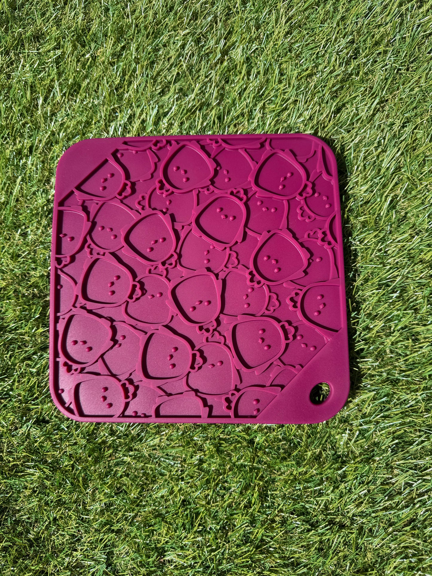 Chick Style Flat Lick Mat (Free Postage)