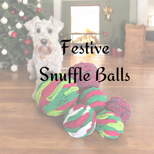 Festive Snuffle Balls Available In 3 Sizes (Free Postage)