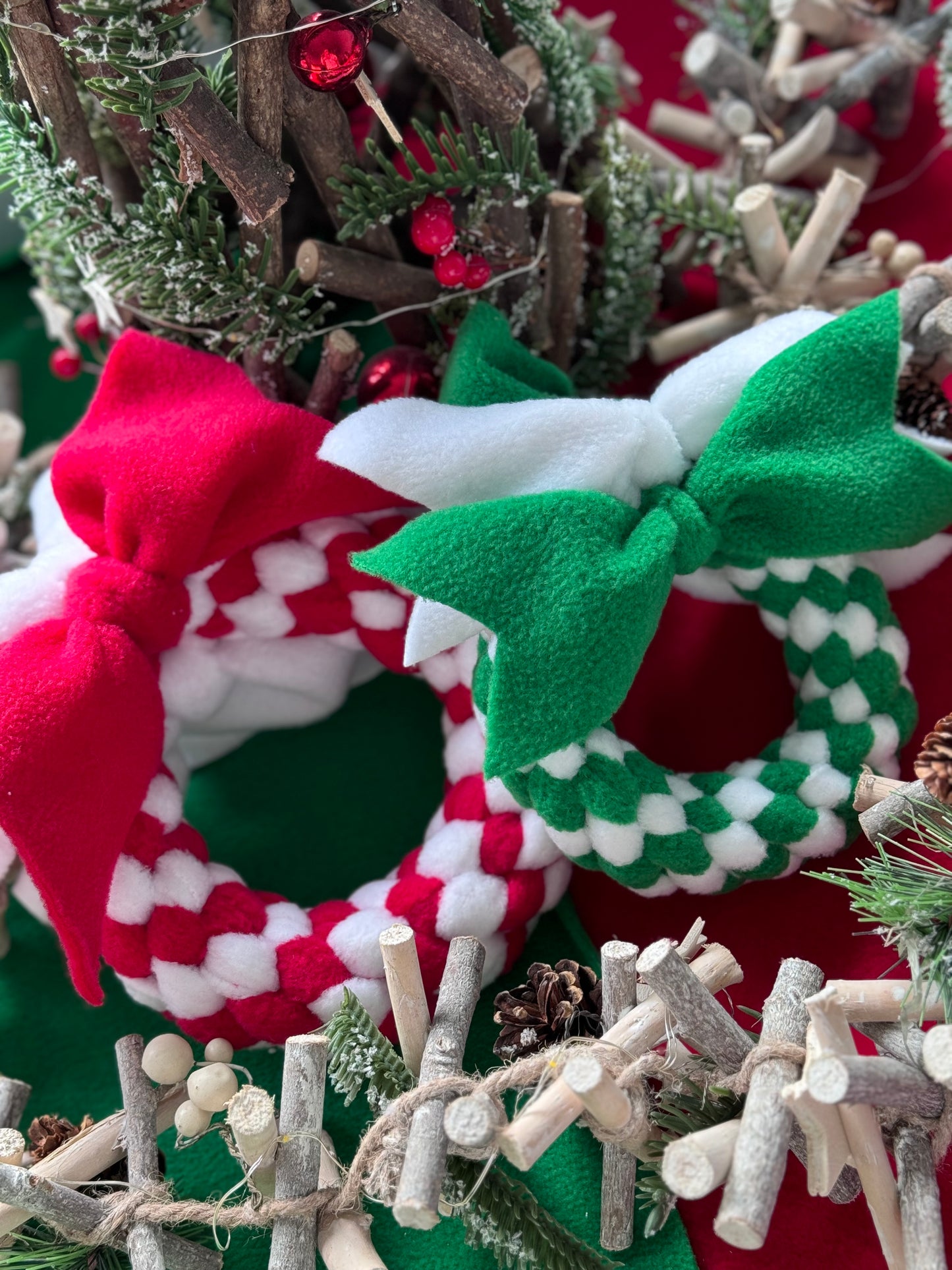 Festive Wreath Dog Tug 3 Sizes Available (Free Postage)