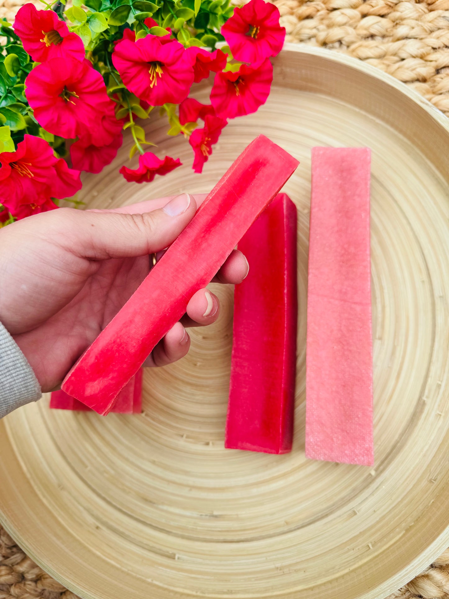Strawberry Flavour Yak Bar, 5 Sizes Available (Free Postage)