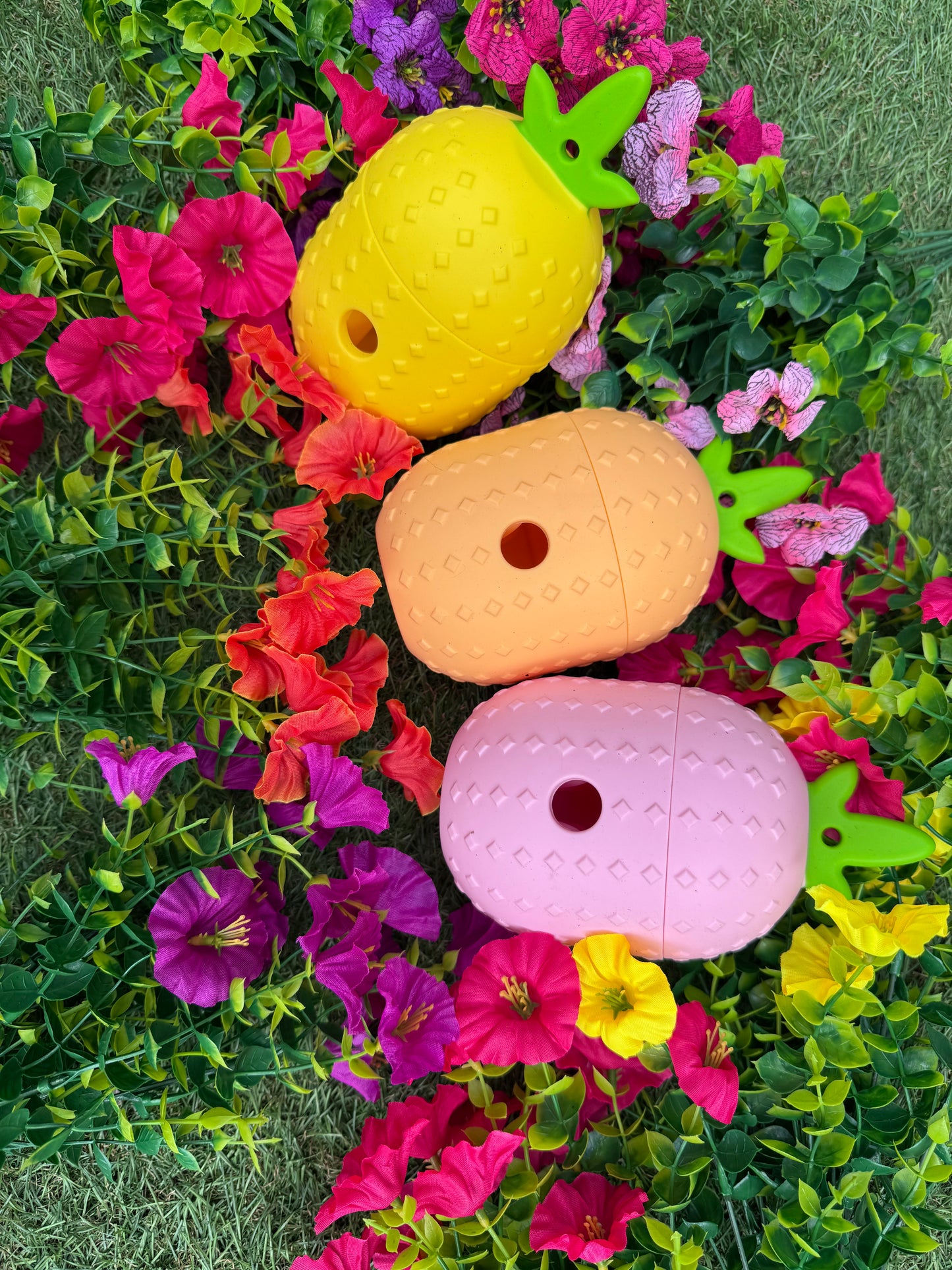 Pineapple Treat Dispensing Puzzle (Free Postage)