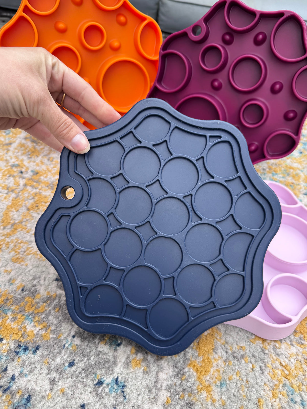 Crater Bowl With Lick Mat Base (2 in 1)