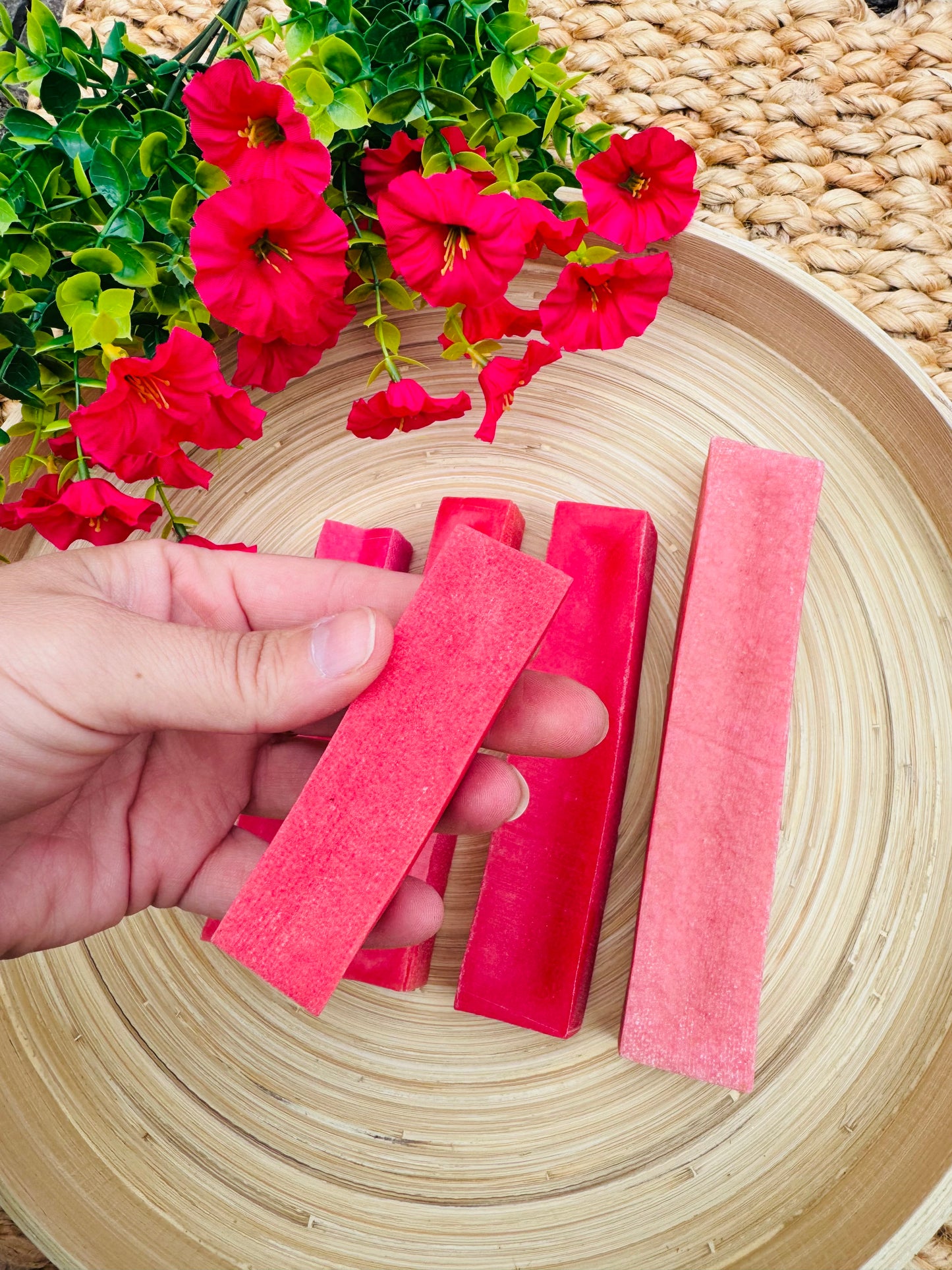 Strawberry Flavour Yak Bar, 5 Sizes Available (Free Postage)