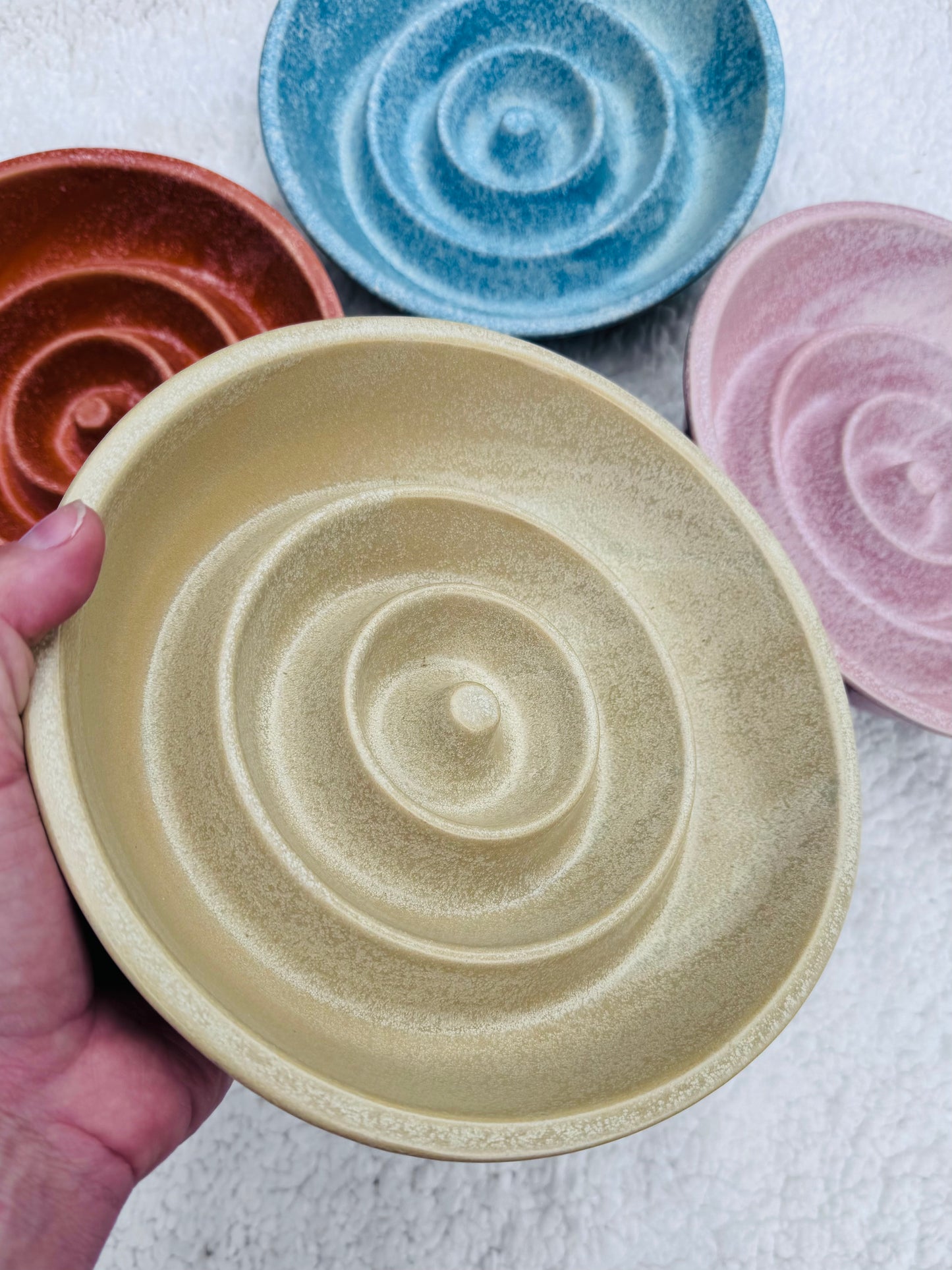 Ceramic Swirly Whirl Slow Feeder Bowl