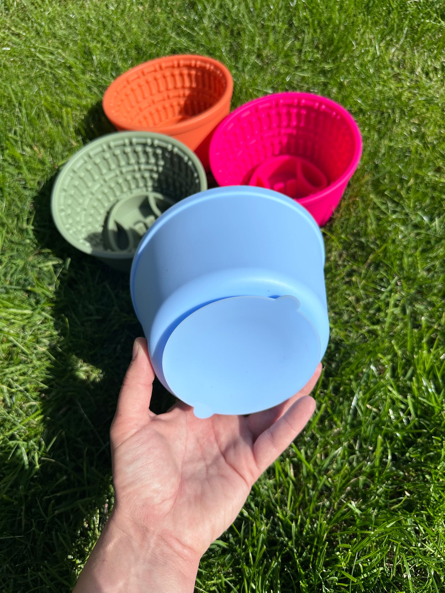 Dog Lick Pot (Free Postage)