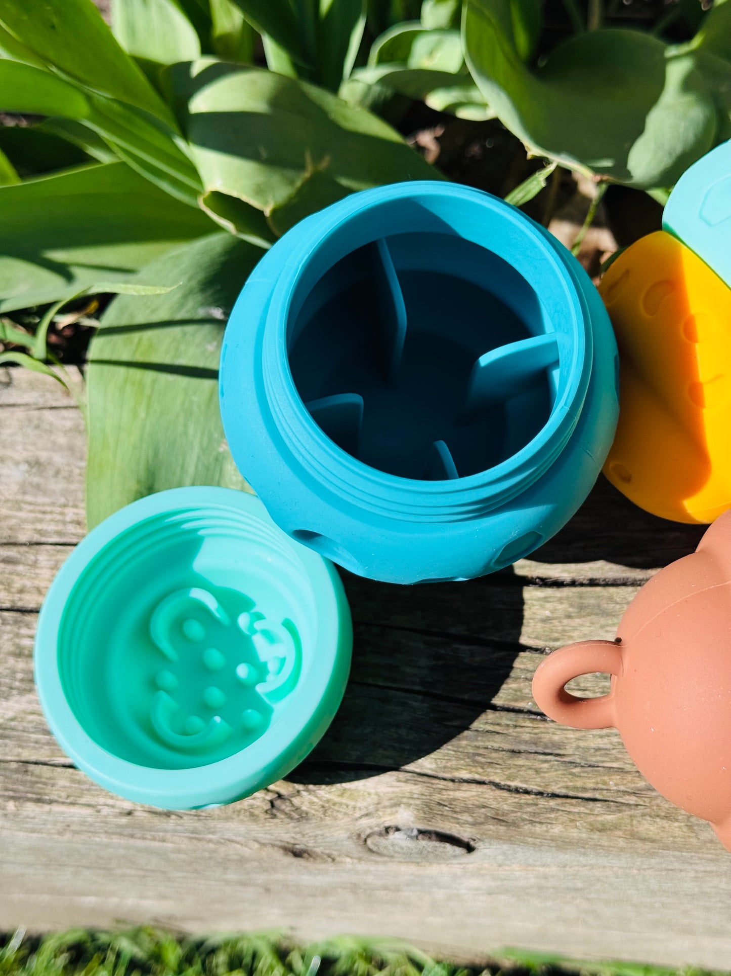 Honeycomb Treat Dispensing Puzzle (Free Postage)