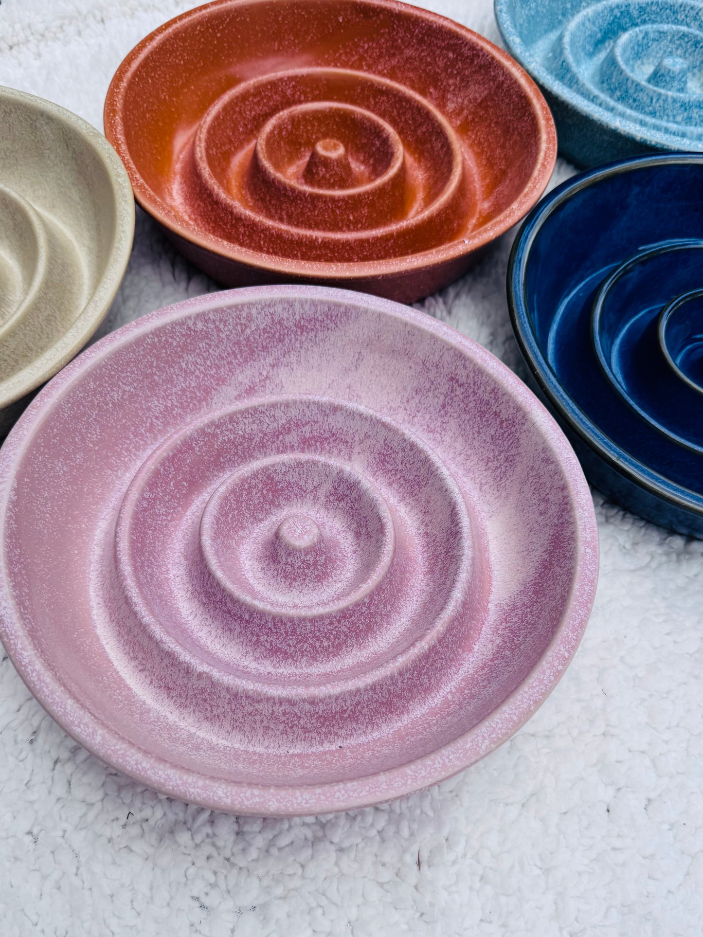 Ceramic Swirly Whirl Slow Feeder Bowl