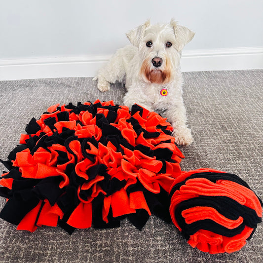 Schnauzerfest Snuffle Mat & Snuffle Ball Set, 4 size options available. (15% of this order will be donated to the Schnauzerfest charity)