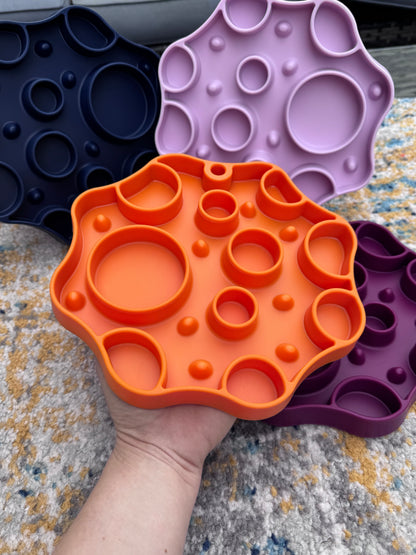 Crater Bowl With Lick Mat Base (2 in 1)