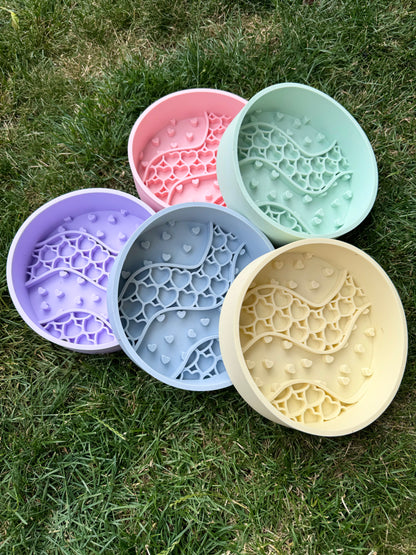 Heart Lick Bowls Available In 5 Pastel Shades (Free Postage)