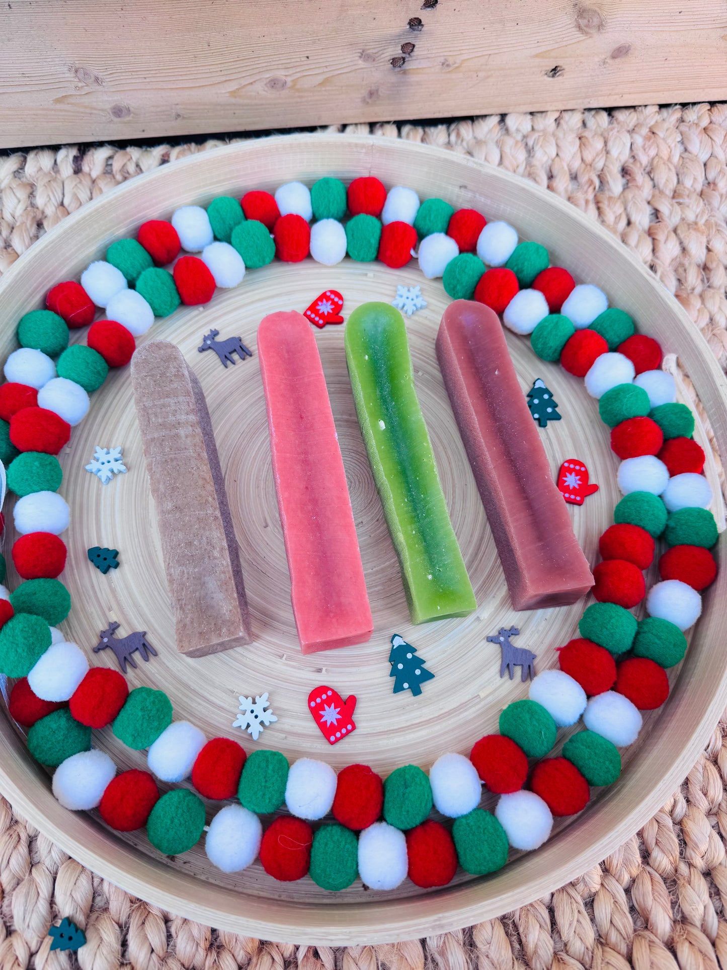 Festive Yak Box, 2 sizes available (Free Postage)