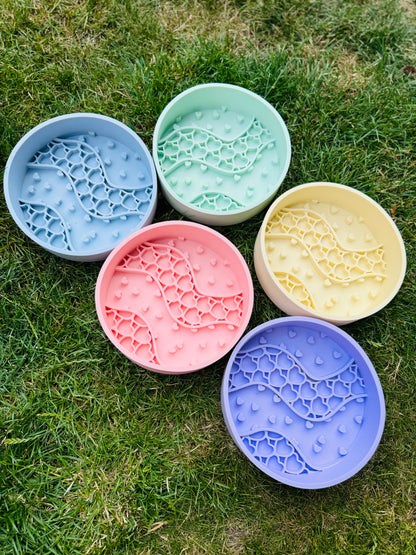 Heart Lick Bowls Available In 5 Pastel Shades (Free Postage)