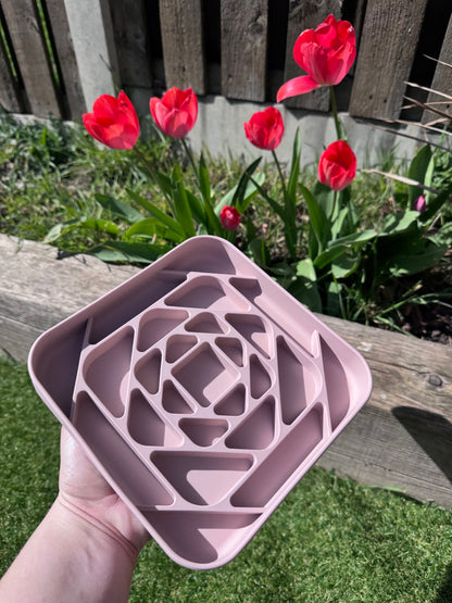 Geometric Enrichment Feeder (Free Postage)