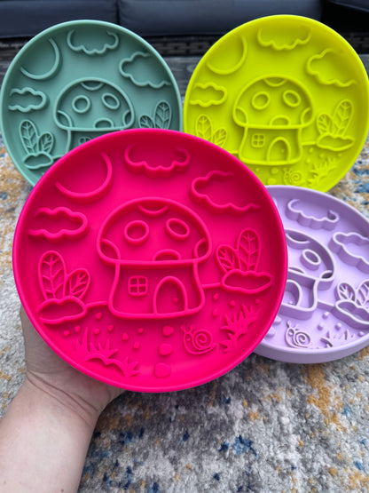 Mushroom Enrichment Feeder Bowl (With 4 Exclusive To Snuffles Colours)