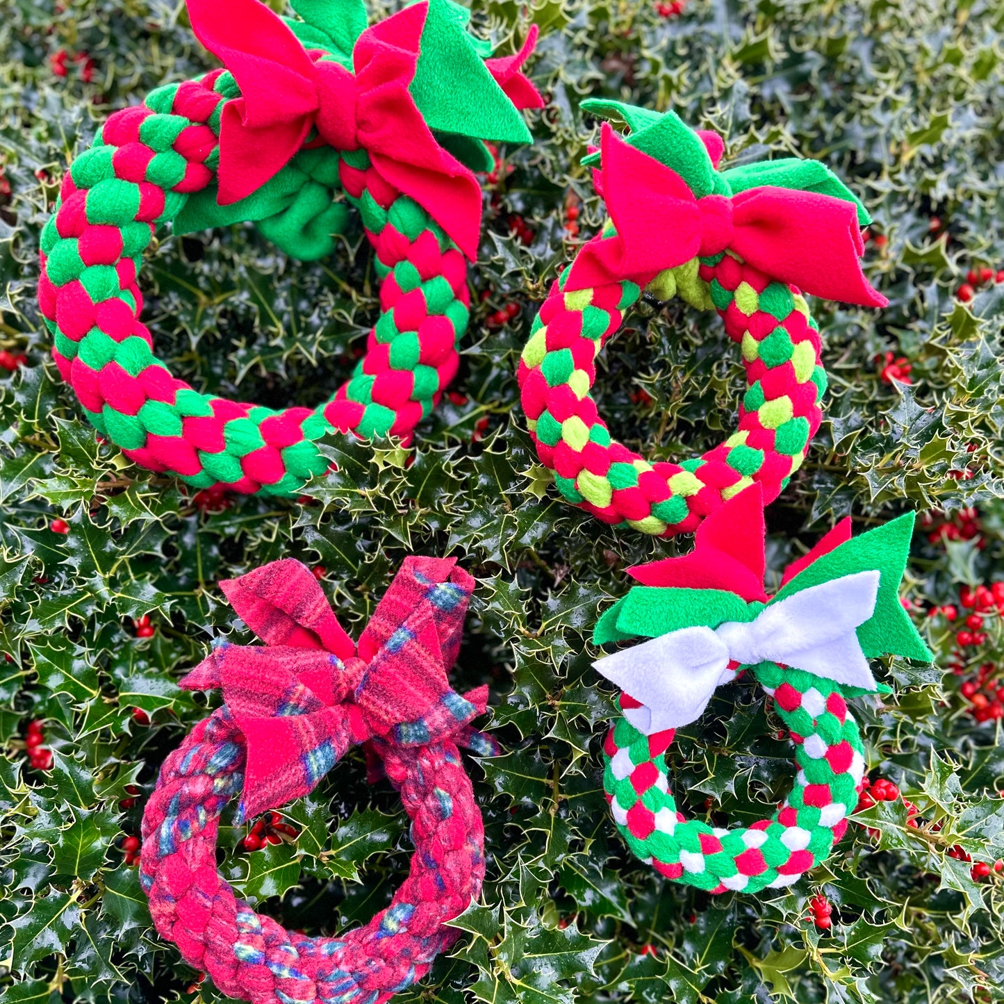 Festive 3 in 1 - Pocket Puzzle/ Wreath Tug/ Snuffle Ball Enrichment Sets  (Free Postage)