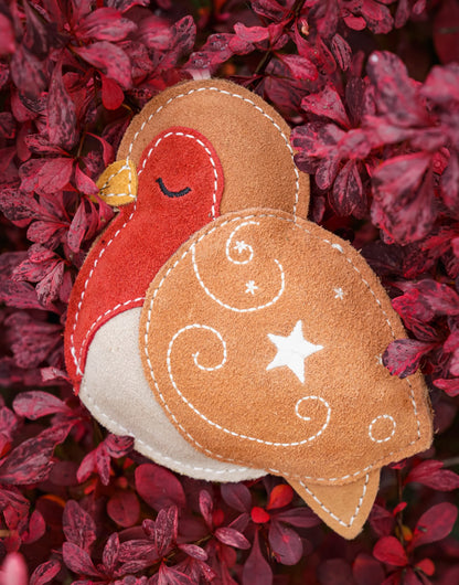Cinnamon The Christmas Robin